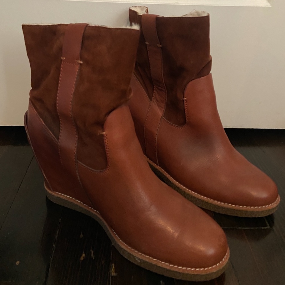 Dolce Vita Size 9 1/2 Boots